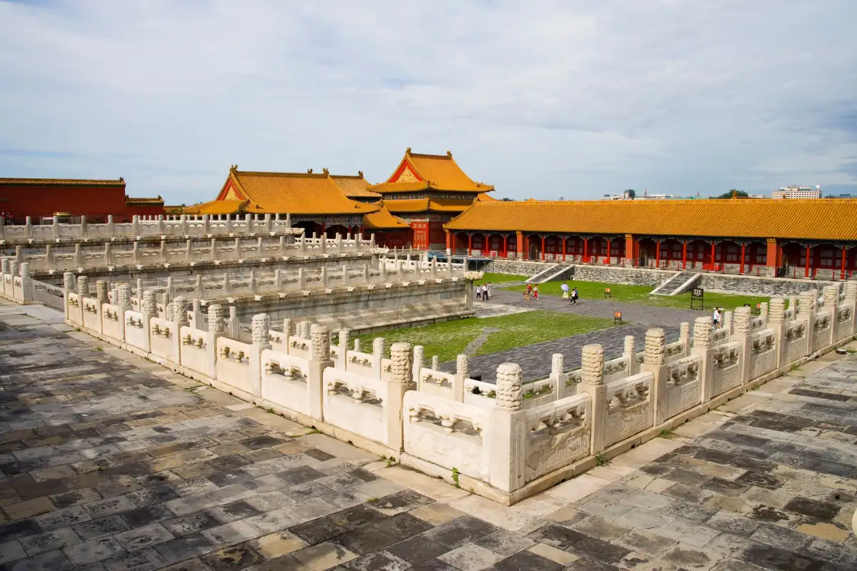798 Art District Beijing: What to See, Best Galleries & How to Spend a Day