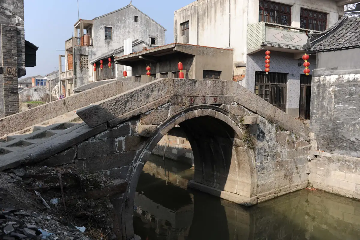 Changzhou Guide: Grand Canal Lanes, Pagoda Views and Bamboo Hills