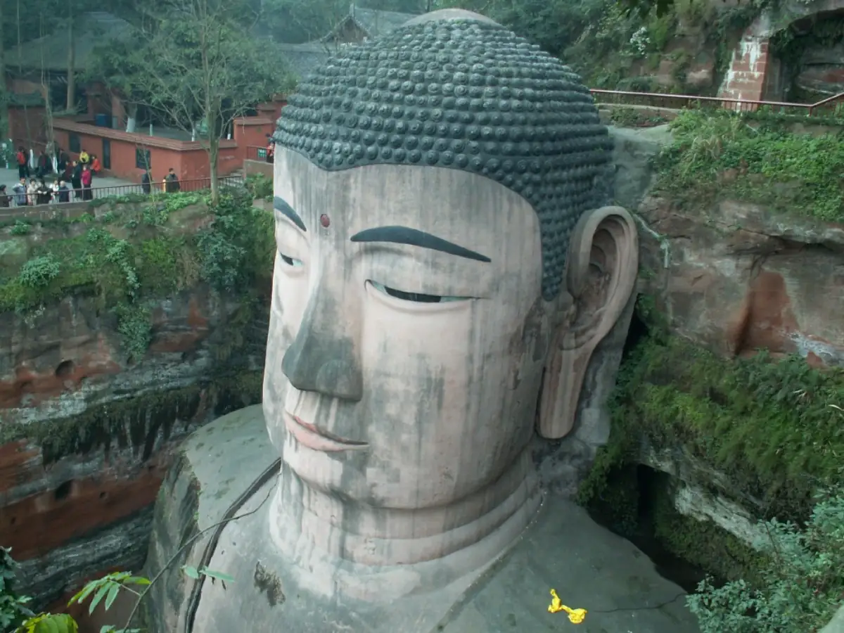 Leshan Giant Buddha Chengdu Day Trip Guide 2026: World's Largest Stone Buddha Complete Visit