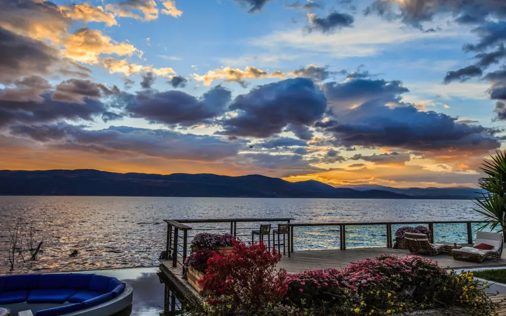 Erhai Lake Sunrise Scenery, Dali