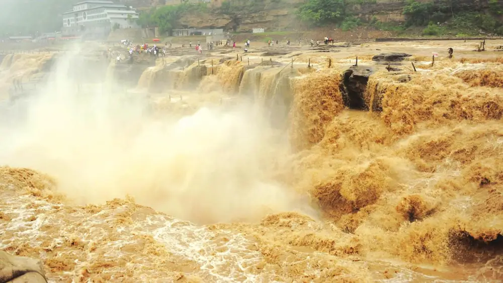 Huanghehukou Waterfall