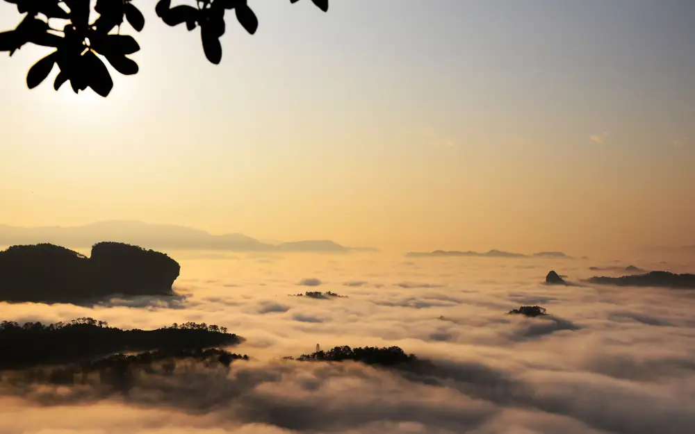 Wuyishan Sea of Clouds Scenery, Fujian