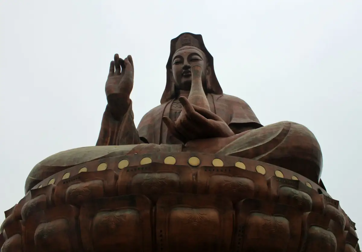 Nanling Mountain Guangdong Guide 2026: Waterfalls, Hiking Trails & Summer Cool Escape