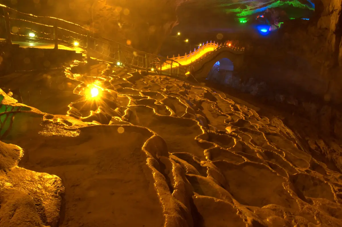Zhongshan Guangdong Guide 2026: Sun Yat-sen's Hometown, Lantern Festival & Day Trip from Guangzhou