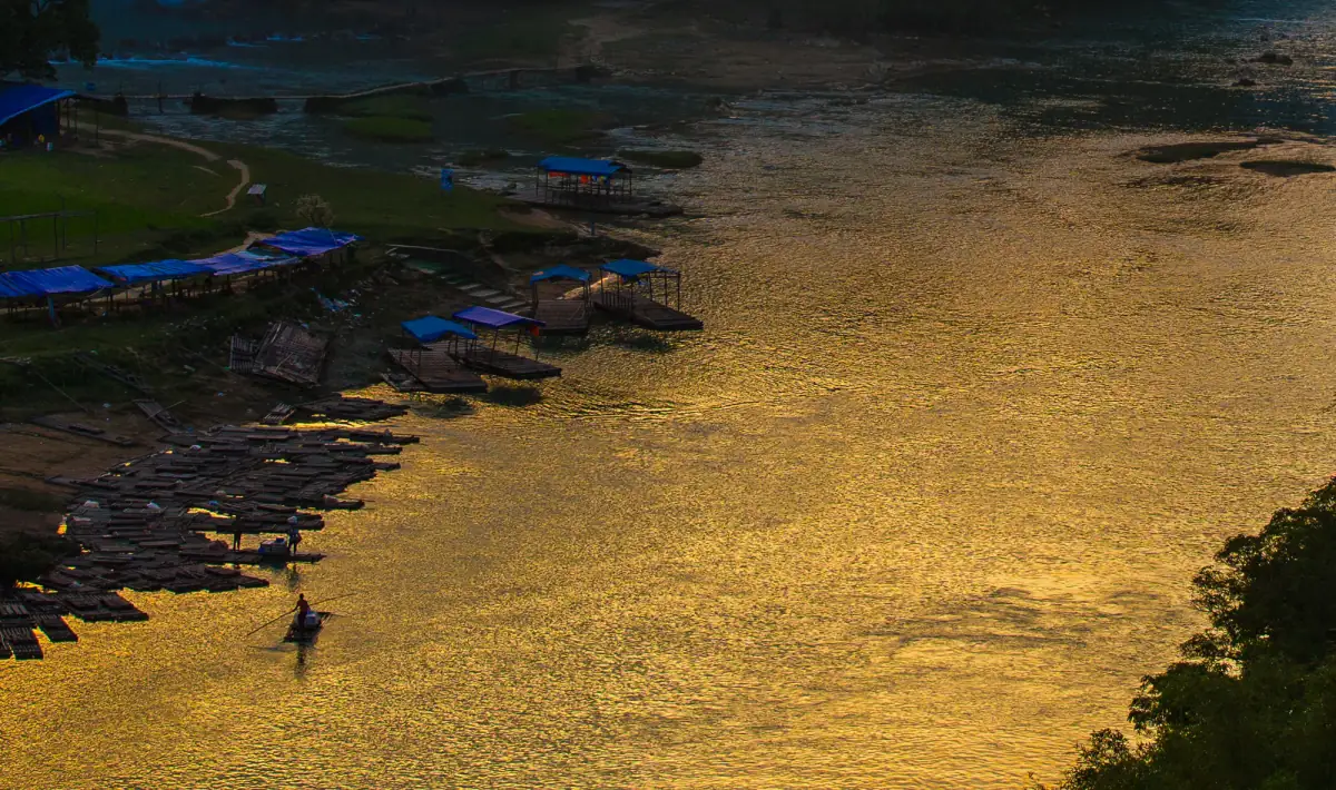 Chongzuo Guangxi Guide 2026: White-Headed Langur Reserve, Detian Waterfall & Vietnam Border