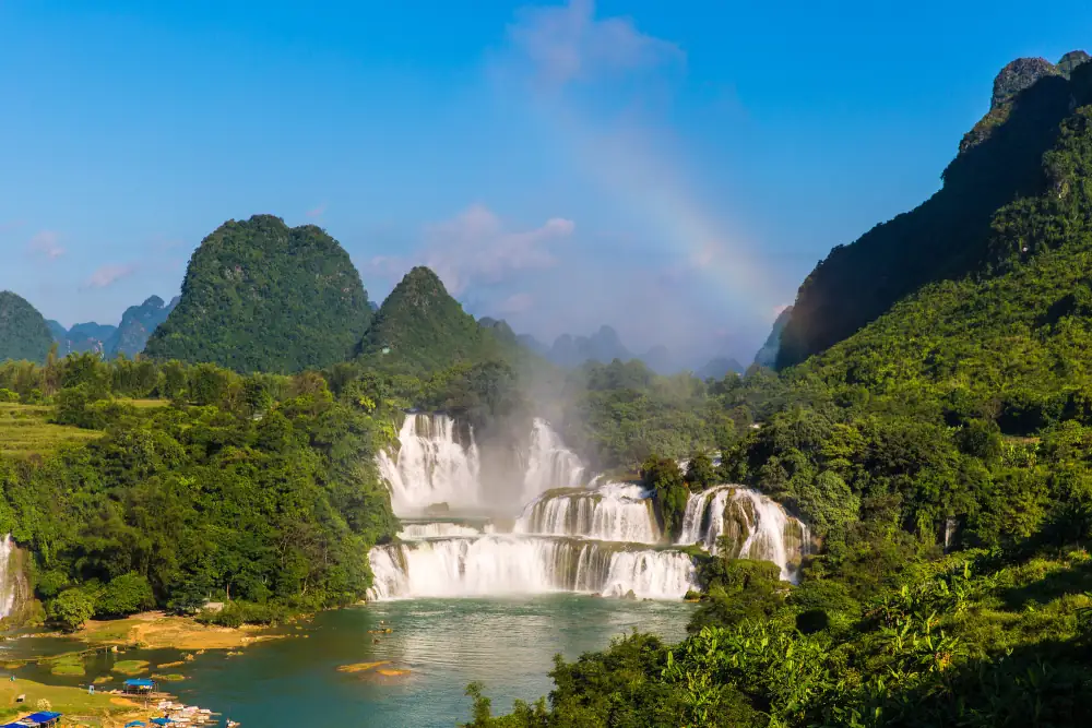 Detianda Waterfall Scenery, Guangxi
