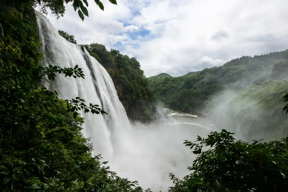 Waterfall Scenery, Huangguoshu, Guizhou
