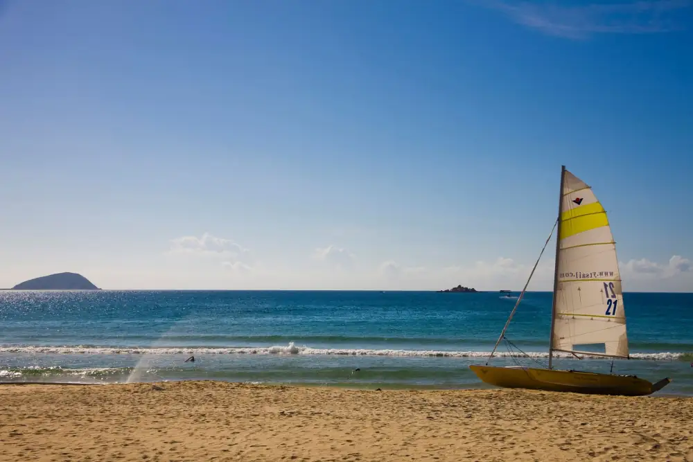 Yalongwan Beach Sha Shoal, Sanya