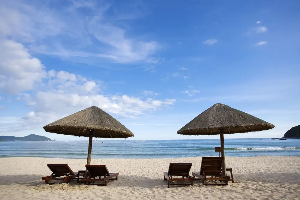 Yalongwan Beach Sha Shoal, Sanya