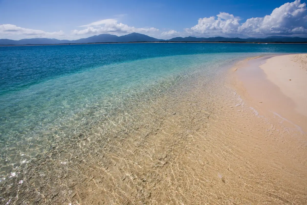 Wuzhizhou Island Hainan: China's Best Snorkeling & Tropical Diving
