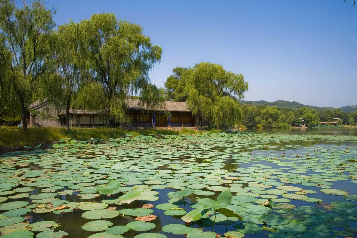 Chengde Travel Guide 2026: Imperial Summer Resort & Mountain Temples