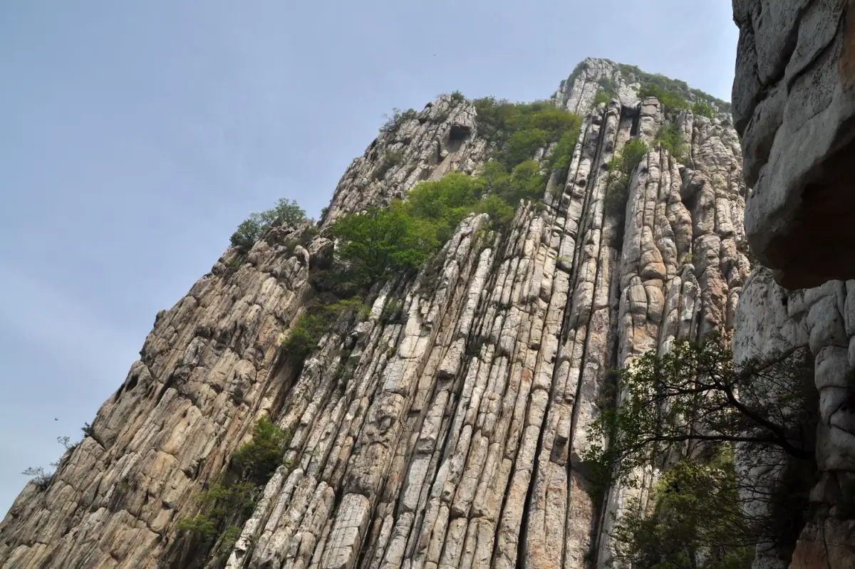 5 Days in Henan: Luoyang, Shaolin Temple & Kaifeng Song Dynasty Culture