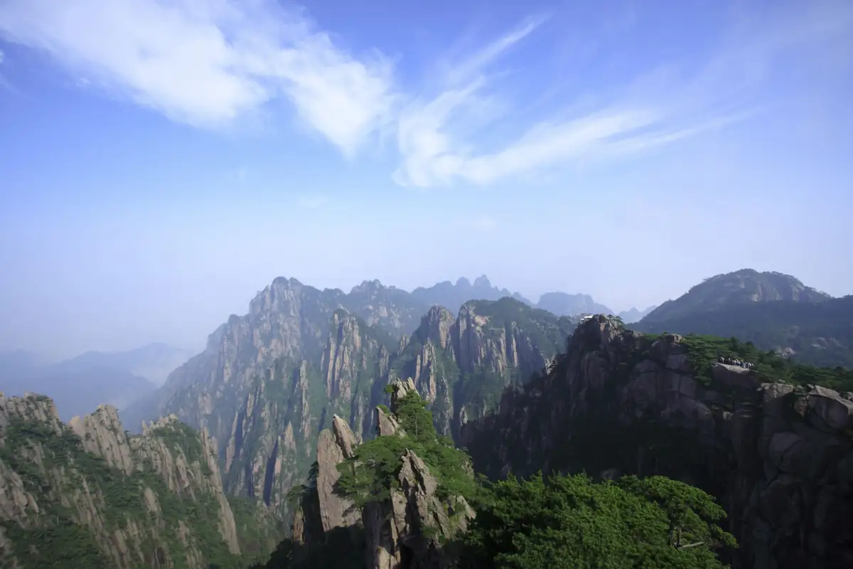 Huangshan (Yellow Mountain) Photography Guide: Best Viewpoints, Sunrise & the Sea of Clouds