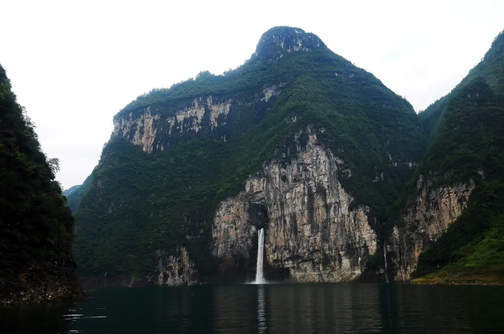 Qing River Scenery, Hubei, Enshi