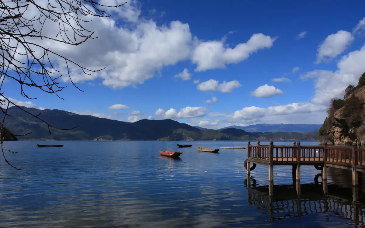 Lugu Lake Guide: Yunnan's Sacred Matriarchal Lake & the Mosuo Walking Marriage Culture