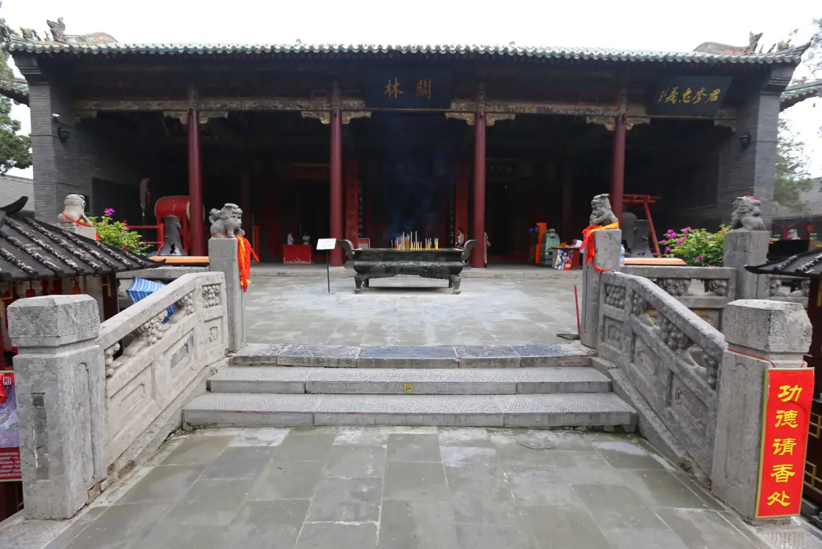 Luoyang White Horse Temple Guide: China's First Buddhist Temple (2026)
