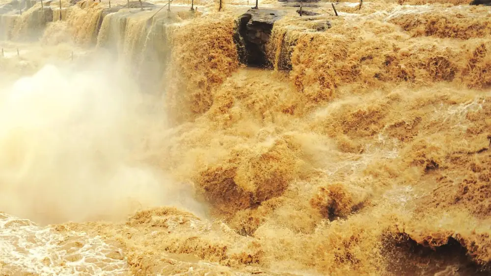 Huanghehukou Waterfall