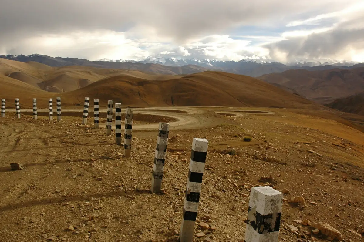 Qinghai Plateau Travel Guide: Kumbum Monastery, Sanjiangyuan & Tibetan Nomads