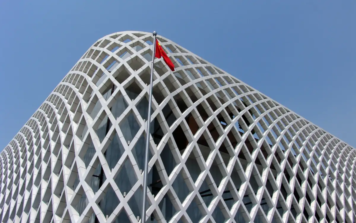 Shanghai Tianzifang & French Concession Art Guide: Creative Districts & Design Culture