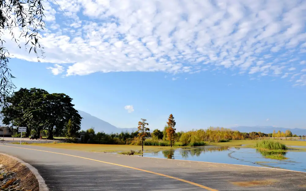 Erhai Lake Scenery, Yunnan, Dali