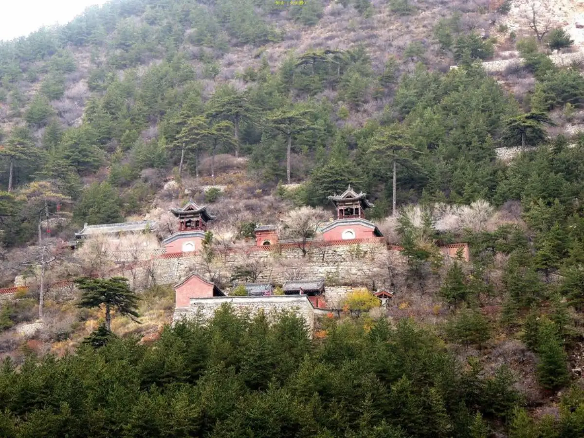 Wutai Shan Shanxi Complete Guide 2026: Five Terrace Mountain Buddhist Pilgrimage