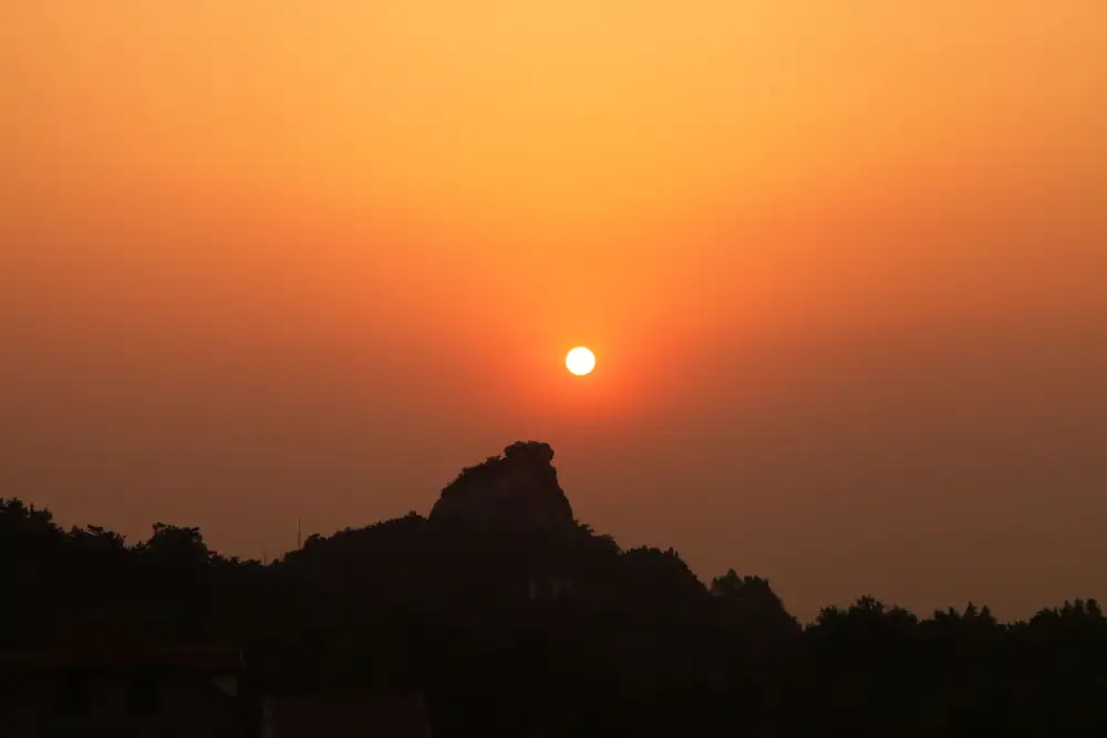 Xinyangjigong Mountain Scenery, Henan