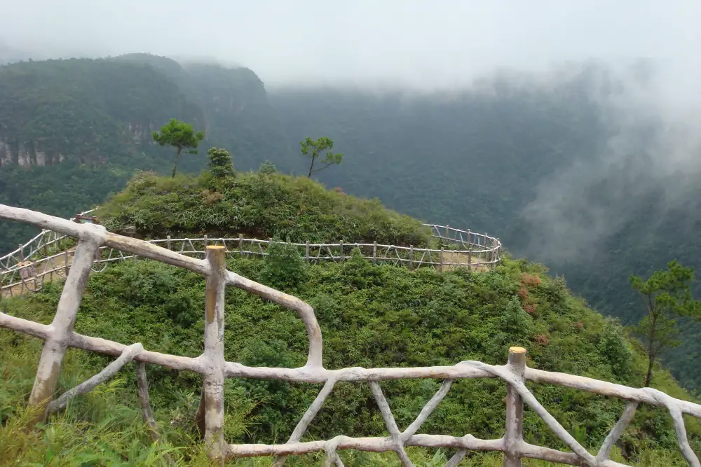 Diyifengshikengkong, Guangdong