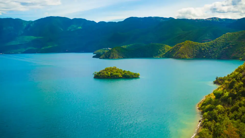 Lugu Lake Ligeban Island Scenery, Sichuan