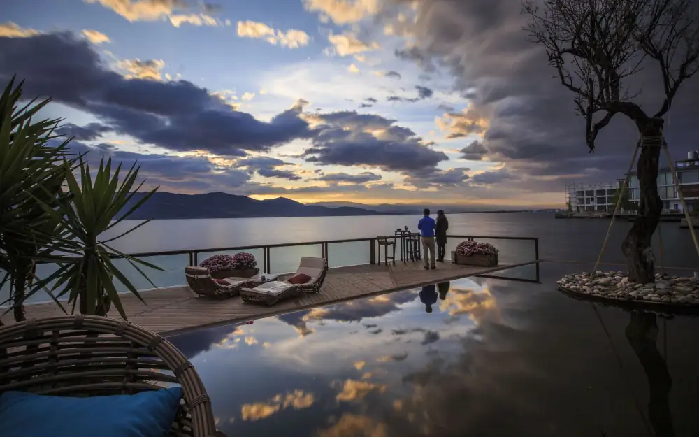 Erhai Lake Sunrise Scenery, Dali