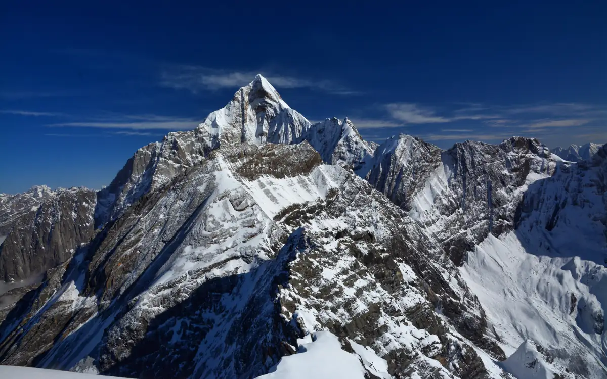 Siguniang Mountain Sichuan Guide 2026: Four Girls Mountain Trekking & Alpine Scenery