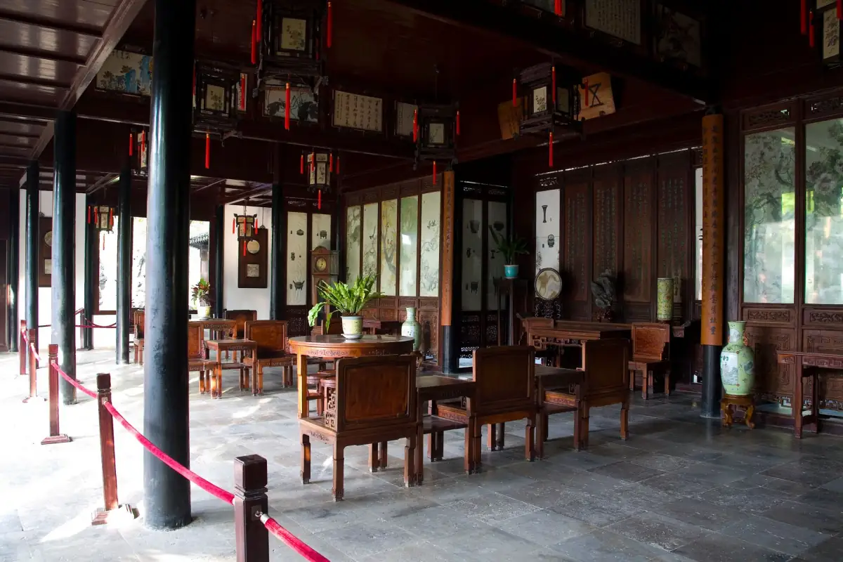 Summer Retreats in Jiangsu and Zhejiang: Lakes, Mountains, and Boutique Hotels