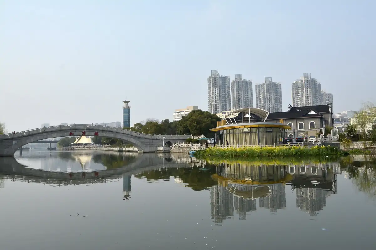 Suzhou Day Trip from Shanghai 2026: Gardens, Silk & Canal Walks in One Perfect Day
