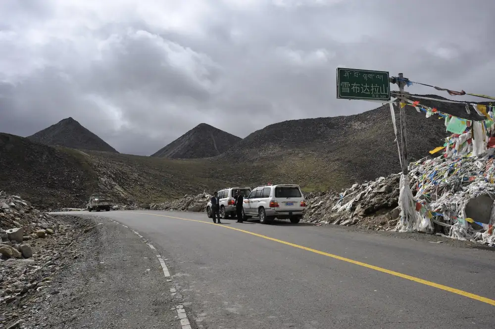 Mount Everest Peak Scenery, Tibet