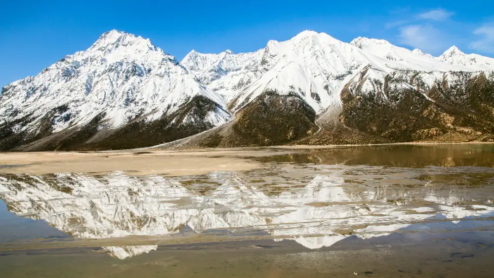 Ranwu Lake Landscape, Tibet