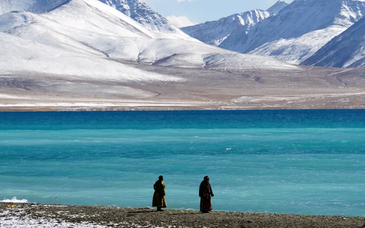 Tibet Complete Travel Guide 2025: Lhasa, Namtso Lake, Everest Base Camp & Permits