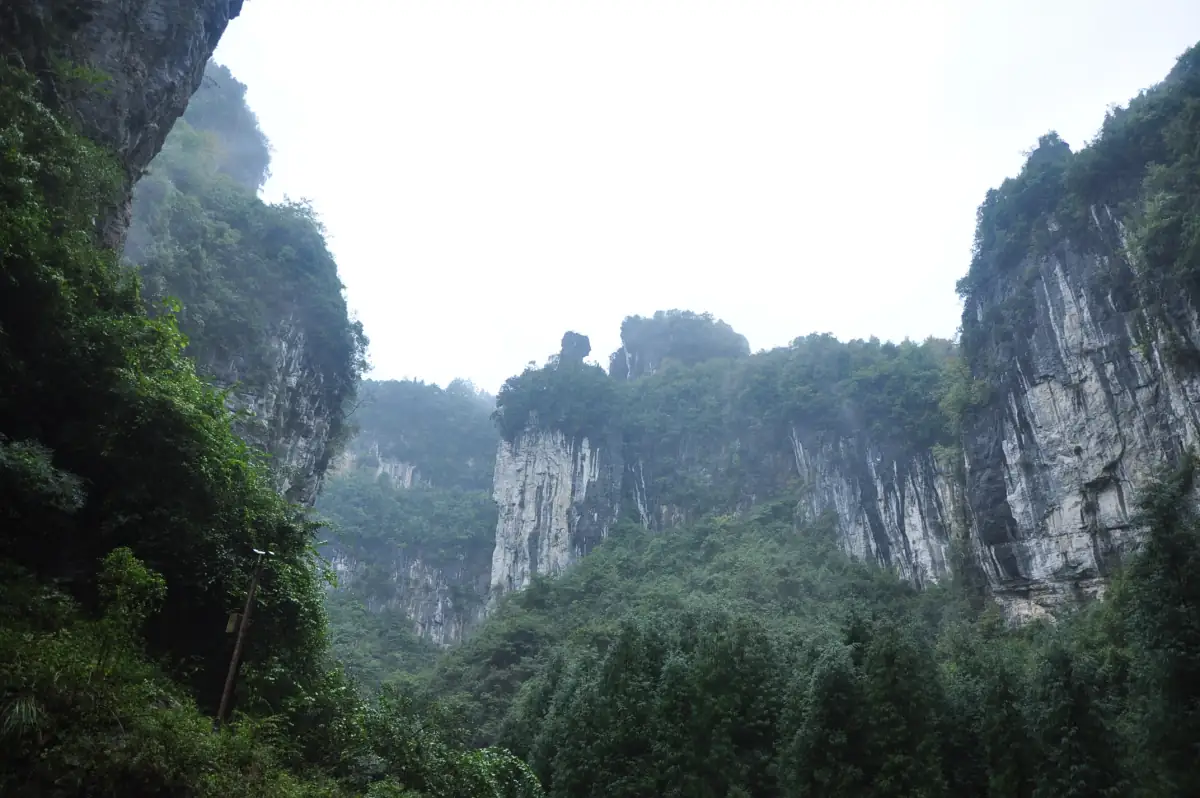 Wulong Karst National Park Guide: Three Natural Bridges, Fairy Mountain & Day Trips from Chongqing