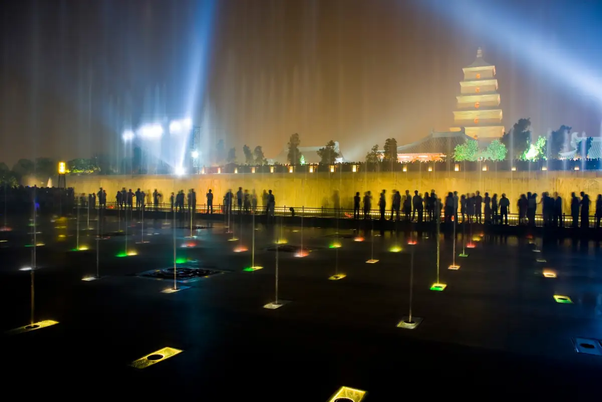 Big Wild Goose Pagoda Xi'an Guide 2026: History, Tickets & Evening Fountain Show