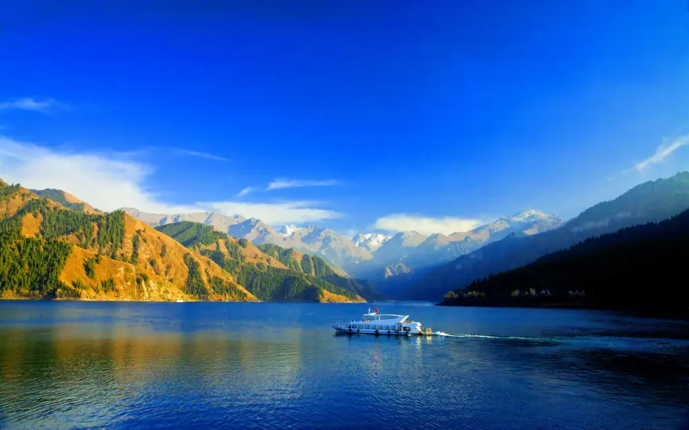 Tianshan Heavenly Lake Landscape Scenery, Xinjiang