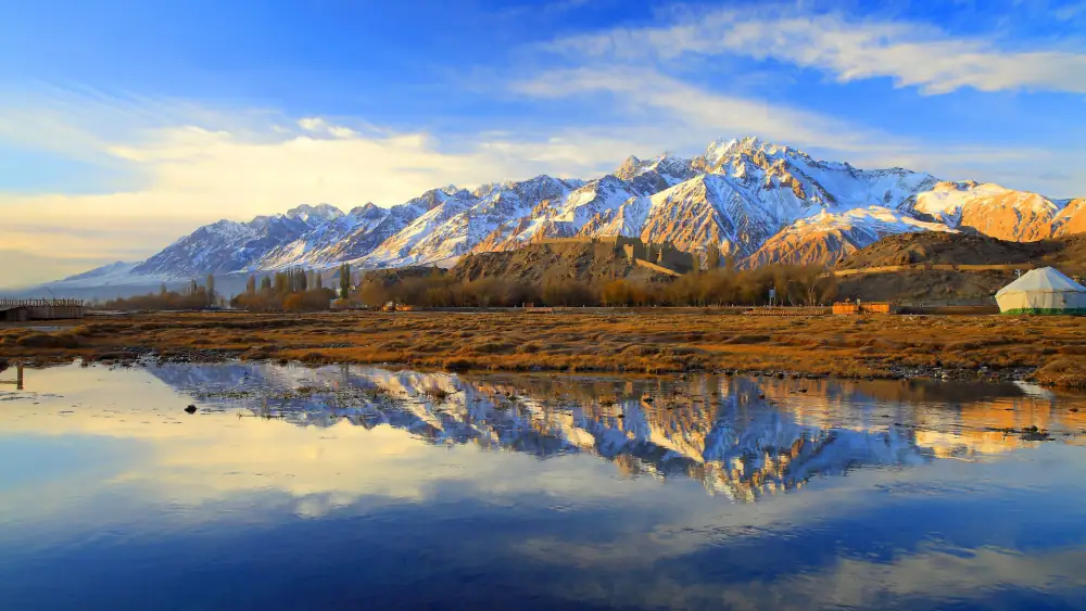 Tashenkuer City Scenery, Xinjiang