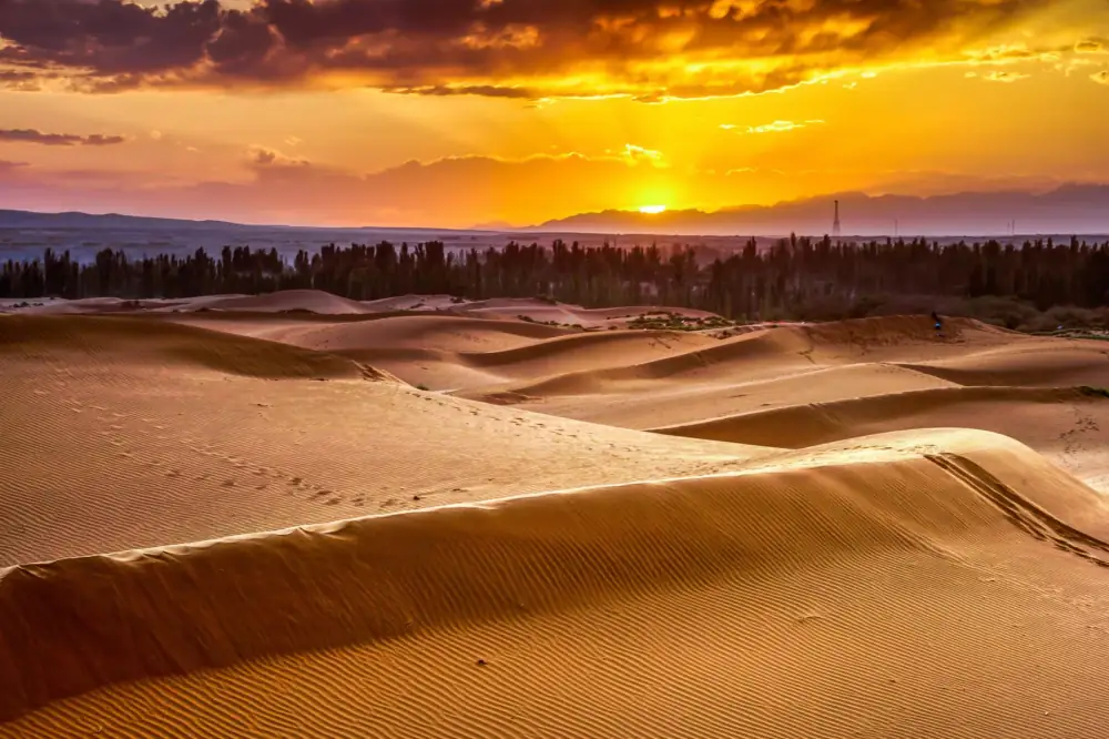 Kumutage Desert, Xinjiang