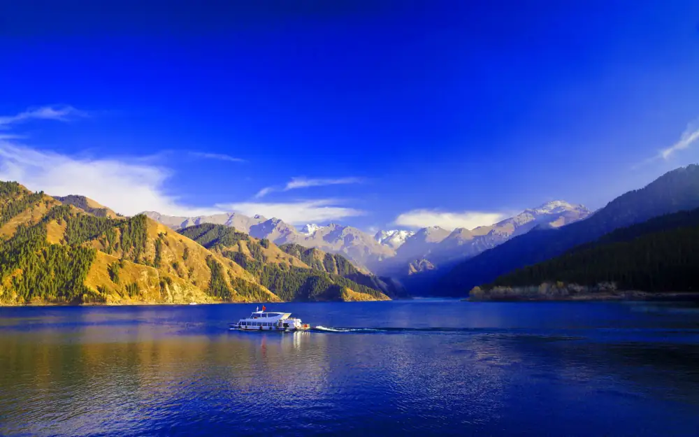 Tianshan Heavenly Lake Landscape Scenery, Xinjiang