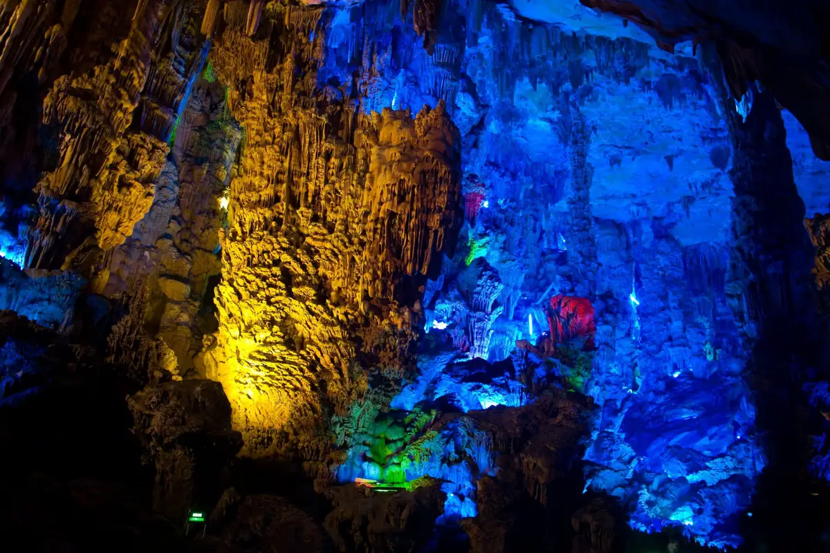 Yangshuo Complete Travel Guide 2026: Karst Cycling, Rock Climbing & River Kayaking