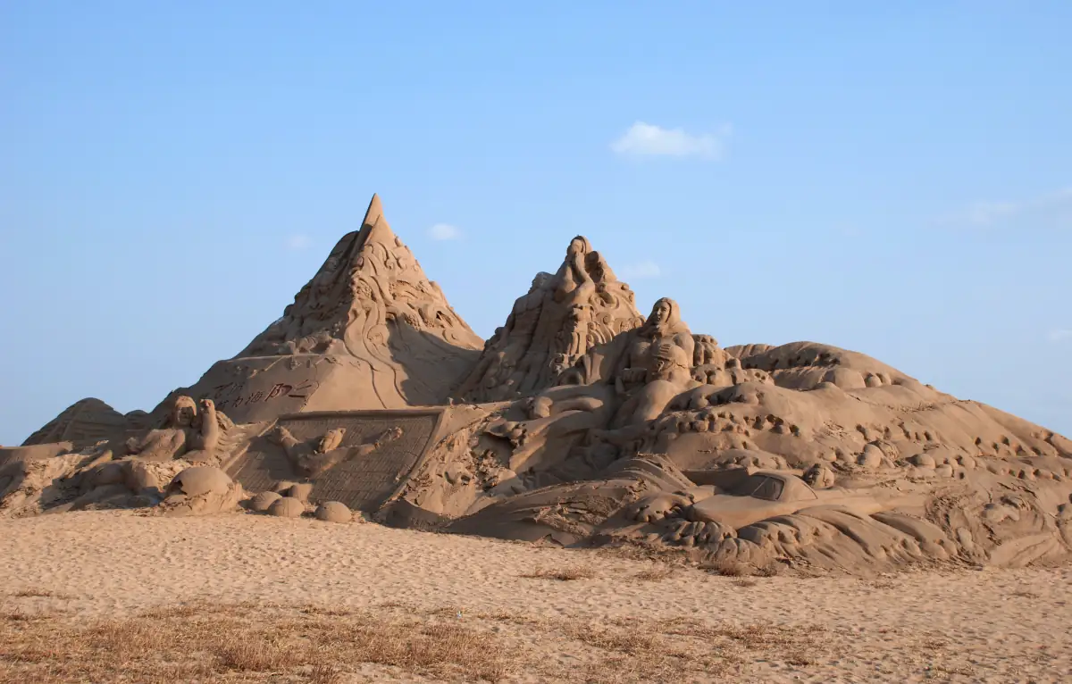 Yantai Travel Guide: Penglai Pavilion, Island Ferries and Wine Coast