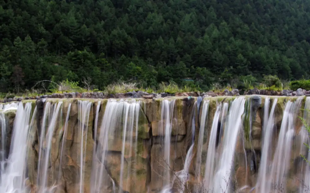 Jade Dragon Snow Mountain Lanyuegu Scenery, Yunnan