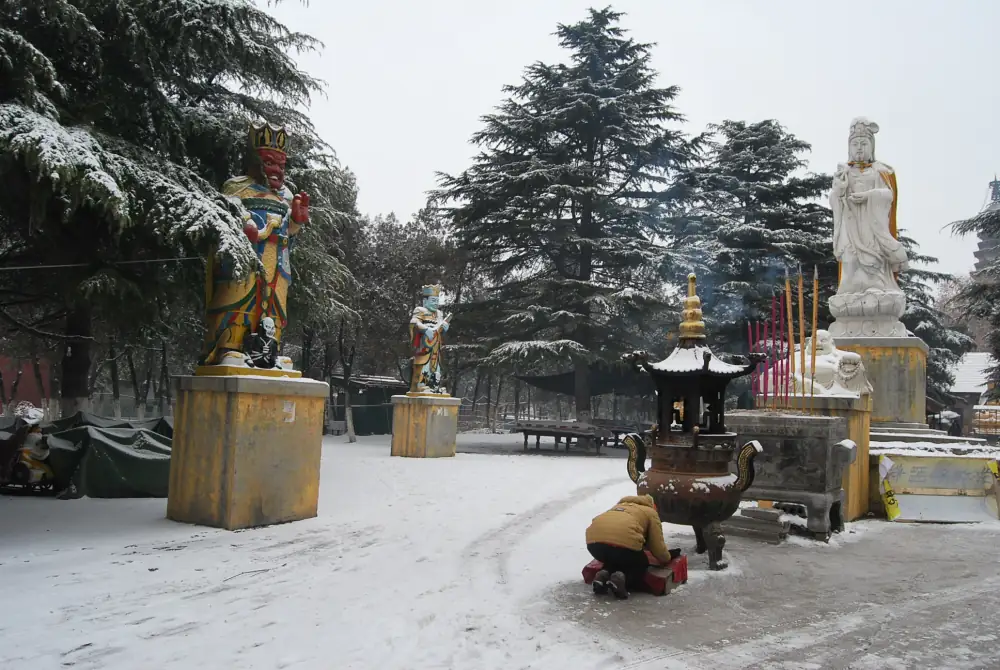 Chongfa Temple Scenery, Henan